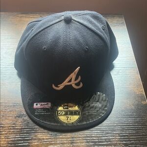 Navy 59FIFTY Fitted Cap with Atlanta Braves logo 7 3/4 size
